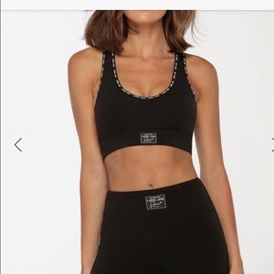 New Lorna Jane sports bra
